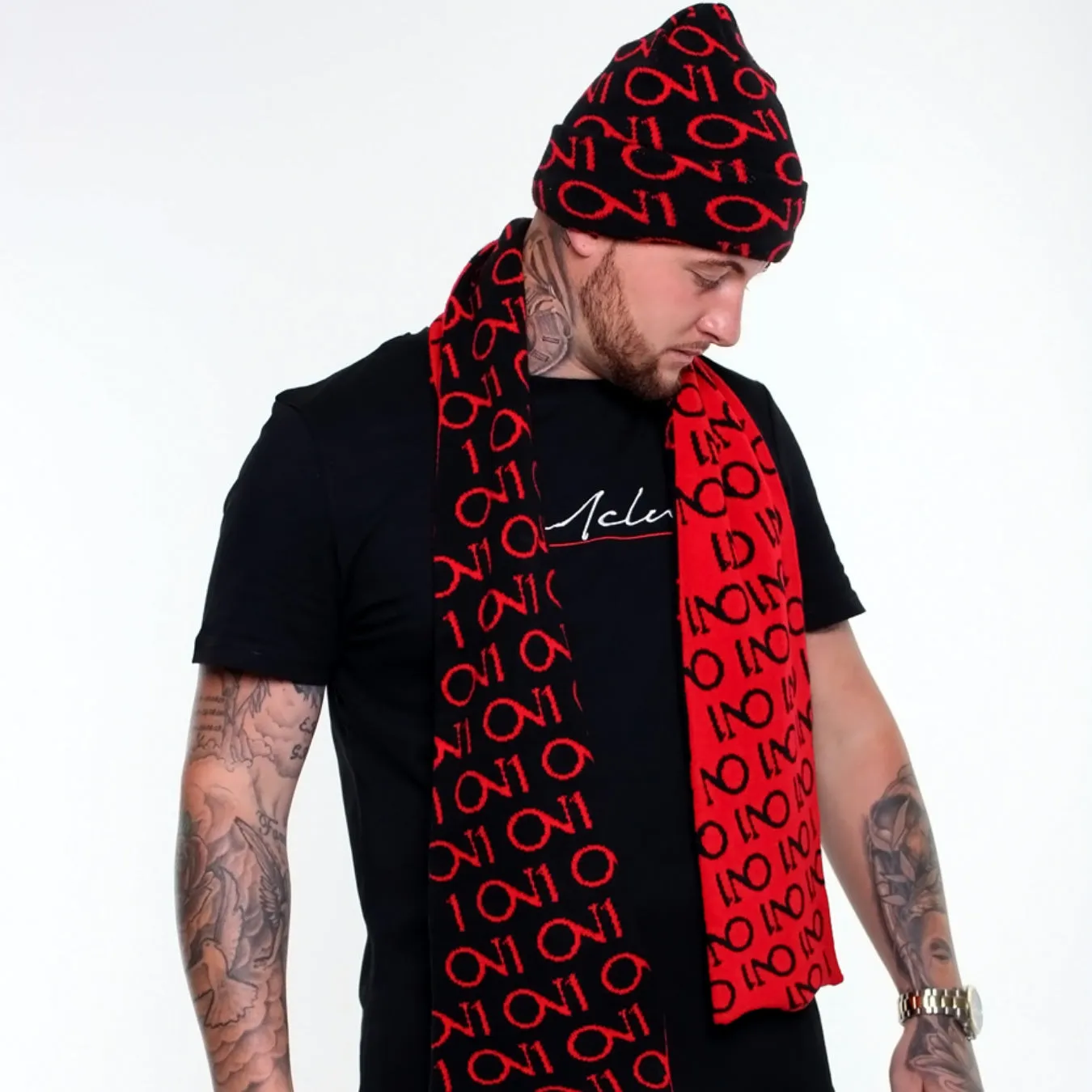 ON1 Beanie And Scarf - Red|Black